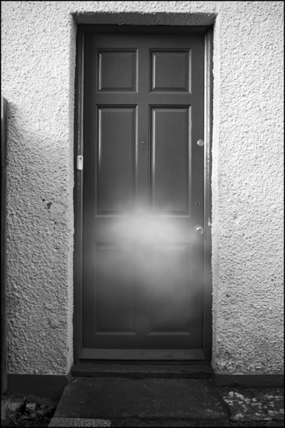 It Weighs Heavy, 01 - by Greig Clifford